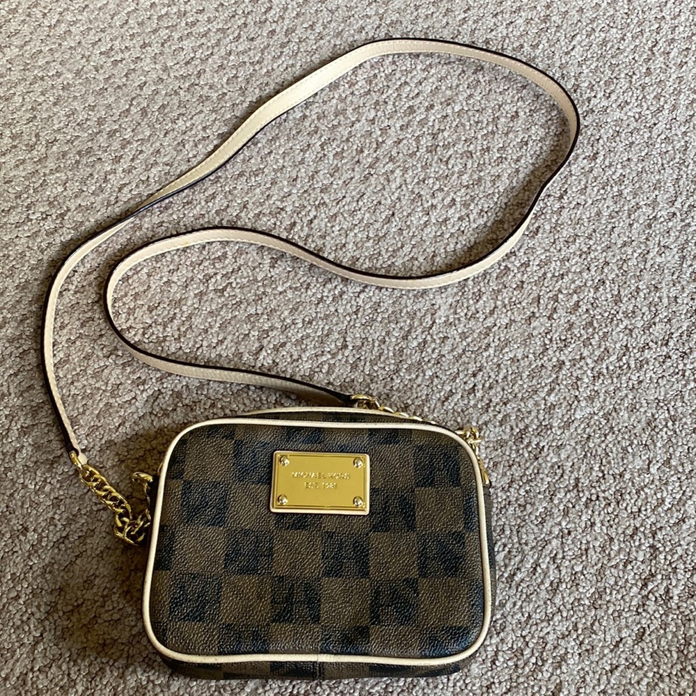 Michael Kors Crossbody